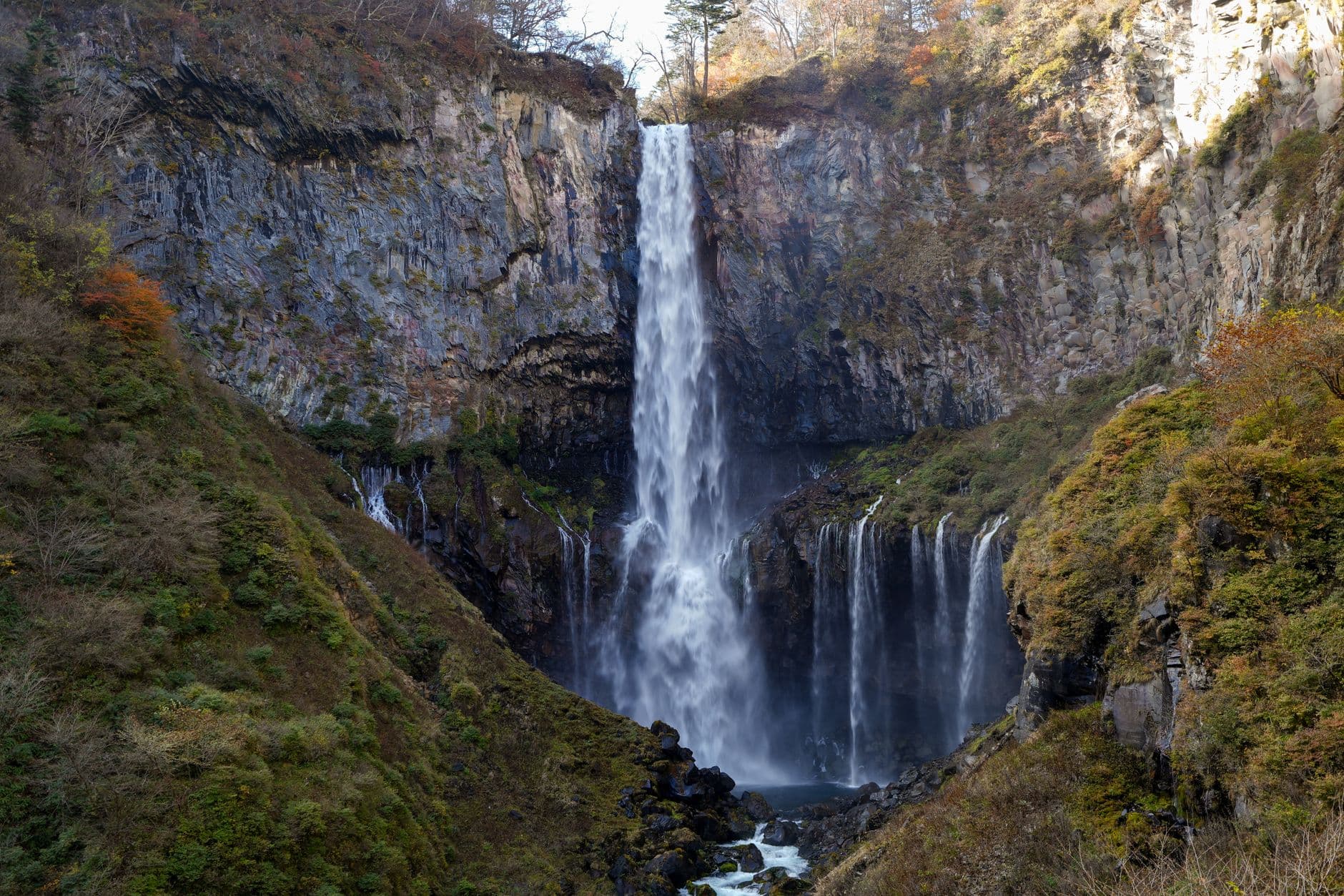 La cascada de Kegon, de casi cien metros de caída
